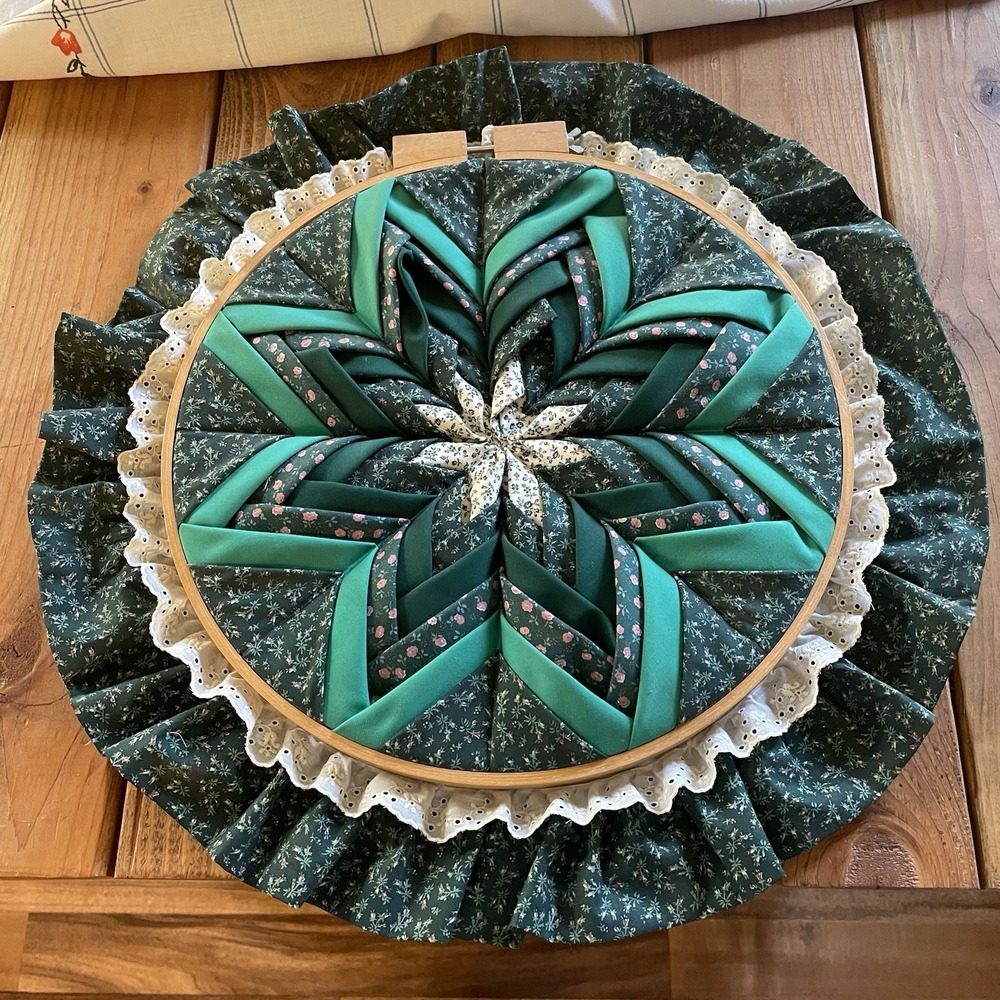 Vintage Green Folded Star, Quilted Design, Large Embroidery Hoop Country Rustic